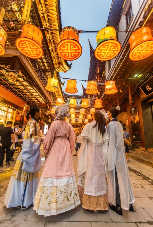 豫园商城【华裳九州国风】快闪店案例